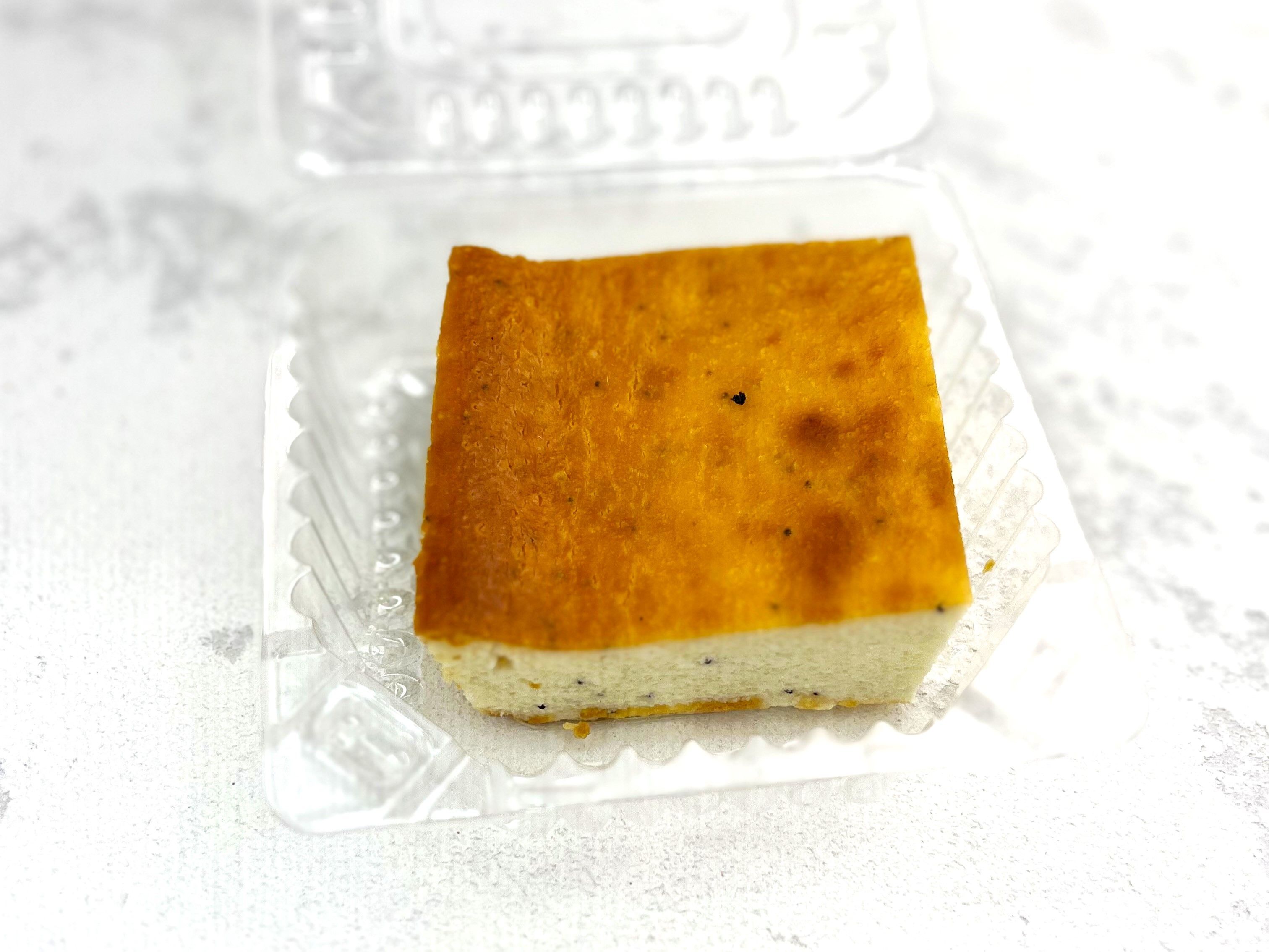 Запеканка творожная с маком